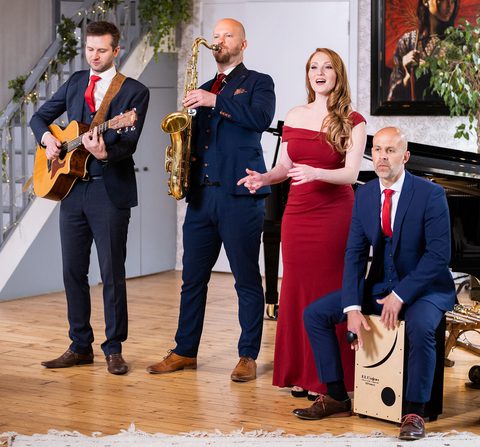 Amber Roaming Band 4 piece gecko Live Entertainment JPG