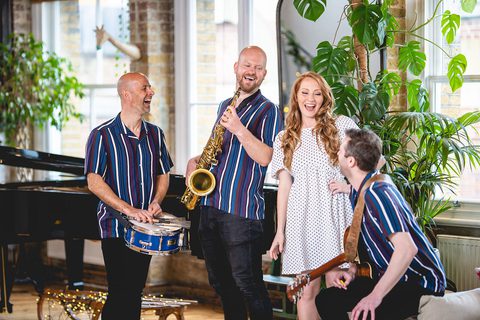 Amber Roaming Band Quartet gecko Live Entertainment JPG