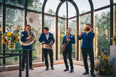 Best Party Band - Avenue Brass Band