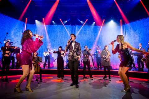 Central Sounds Luxury Wedding Entertainment Gecko Live Entertainment