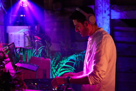 DJ Ross Events and Wedding DJ Gecko Live Entertainment