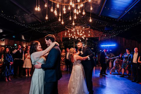 First Dance at Silchester Farm This and That Photography Gecko Live Entertainment