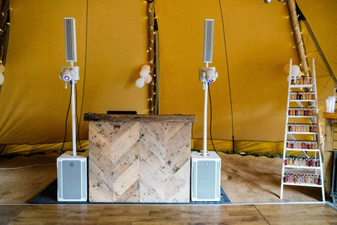 Hampshire Wedding DJ Gecko Live Entertainment