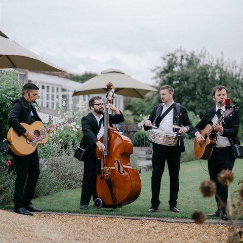 Roaming Band The Strolling Tones at Houghton Lodge - Eros Photography