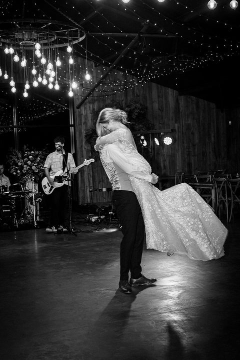 Hitmen Trio First Dance Live at Silchester Farm - Gecko Live Entertainment