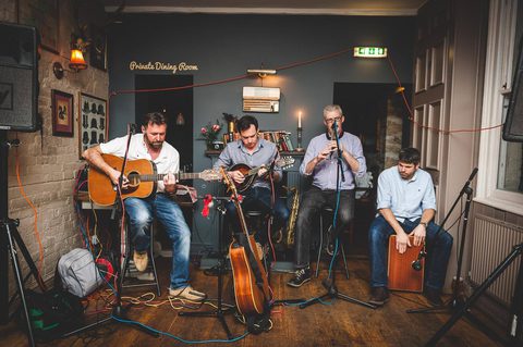 Juice Of The Barley Traditional Irish Folk Band Gecko Live Entertainment