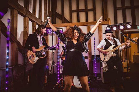 Klink 4 Piece Surrey Wedding Band Gecko Live Entertainment