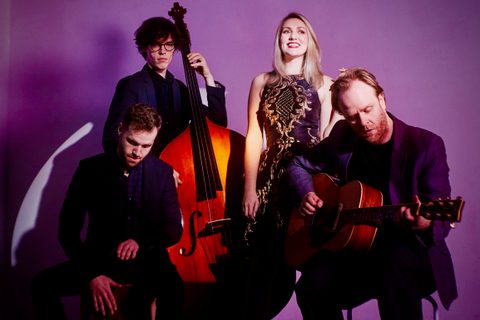 Shake Up Hampshire Wedding Band Gecko Live Entertainment