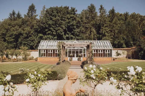 Syrencot Weddings Gecko Live Entertainment stunning venue