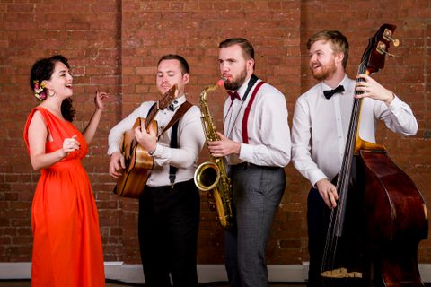 The Classic Roamers Wandering Minstrels for hire Gecko Live Entertainment