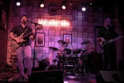 Tremor Live Party and Events Band Gecko Live Entertainment