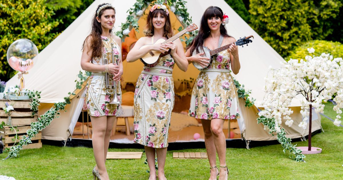 Gecko Queen Rapper ukulele, queens | Gecko Live