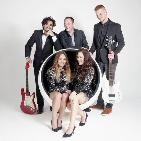 Whirl 5 Piece Party Band to hire Gecko Live Entertainment