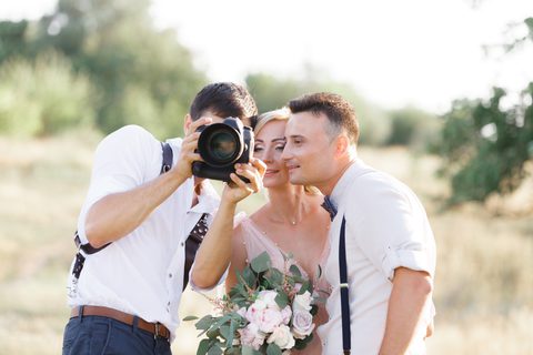 How to choose a good wedding photographer